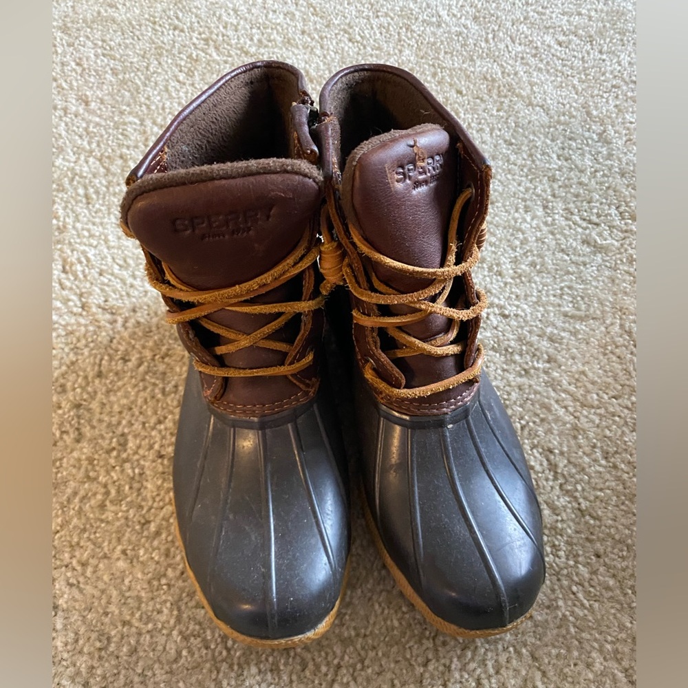 Sperry duck boots
